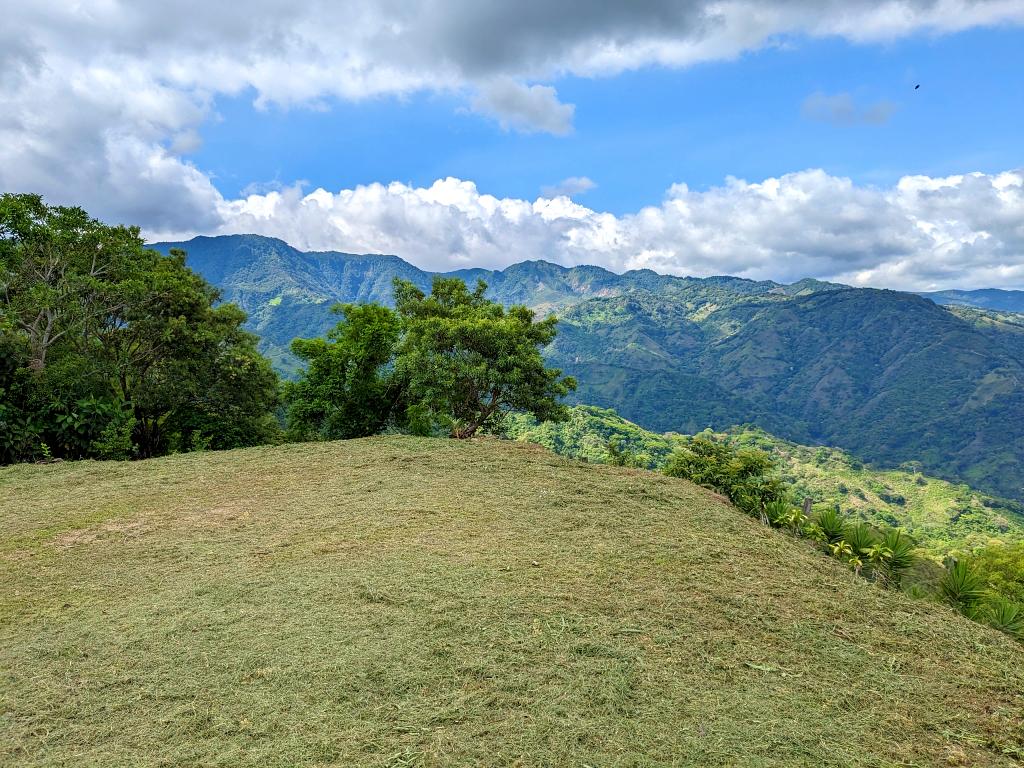 Arancibia and La Unión views from a mountain top